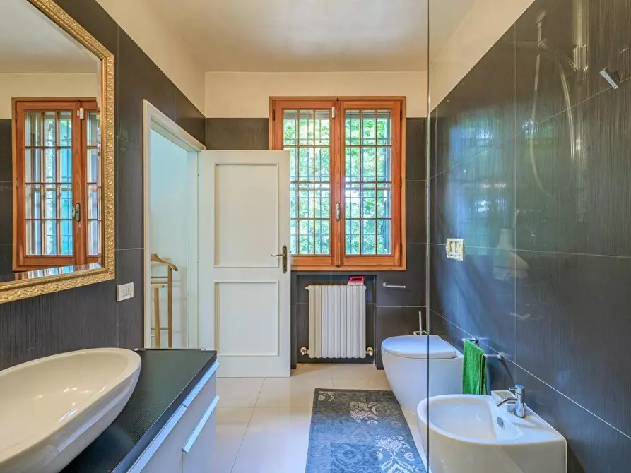Immagine 28 di Villa in vendita  a Pieve Di Cento