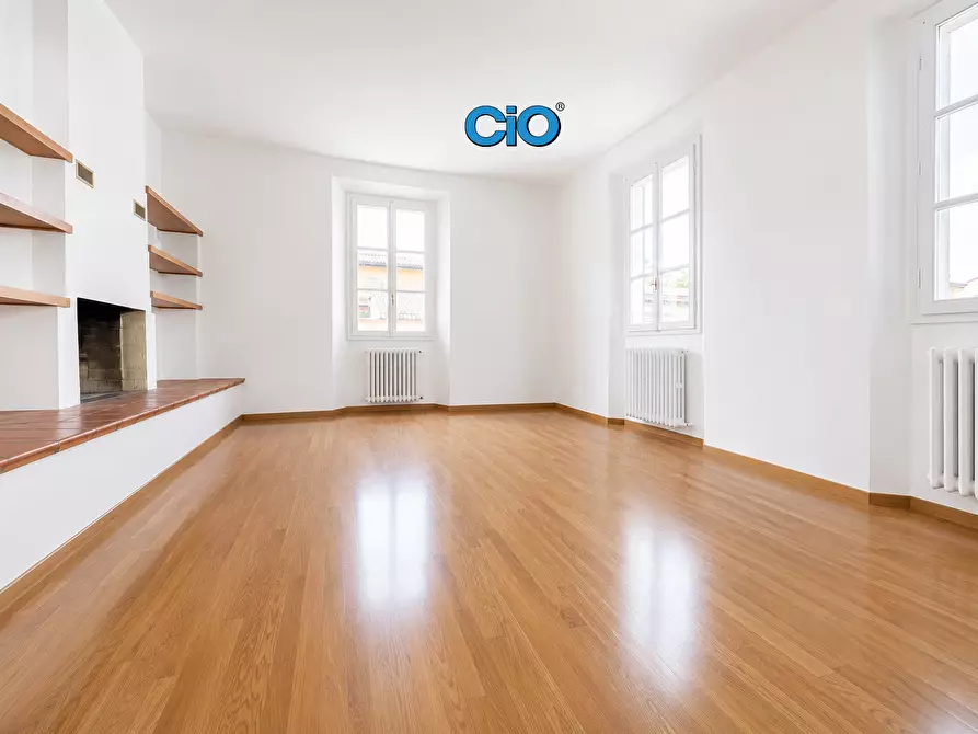 Immagine 4 di Appartamento in vendita  a Bologna