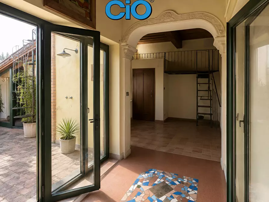 Immagine 6 di Attico in vendita  a Bologna