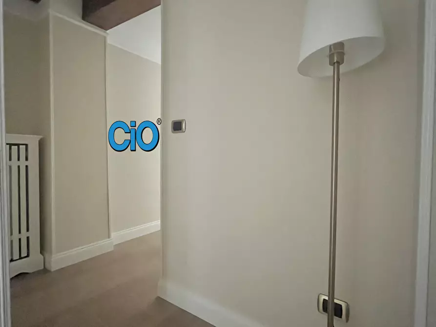 Immagine 6 di Mansarda in vendita  a Bologna