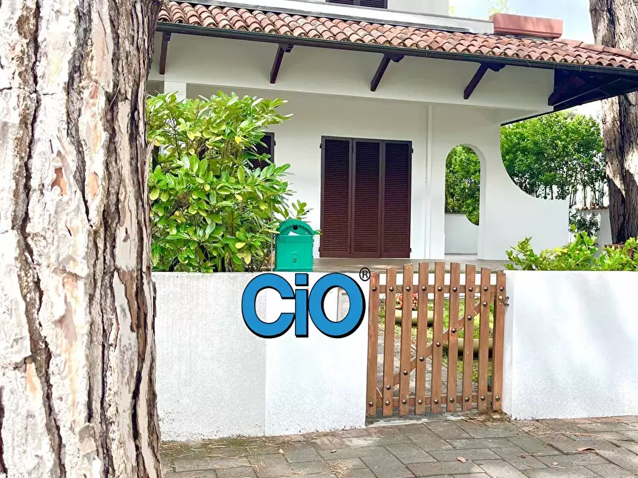 Immagine 3 di Villa in vendita  a Cervia