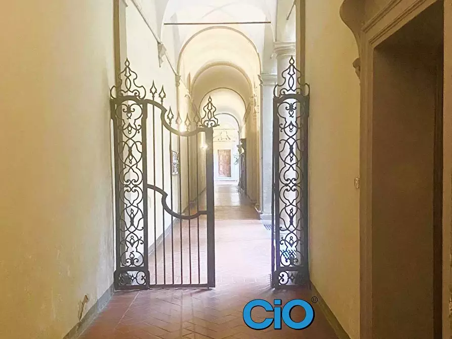 Immagine 6 di Loft/Open space in affitto  a Bologna