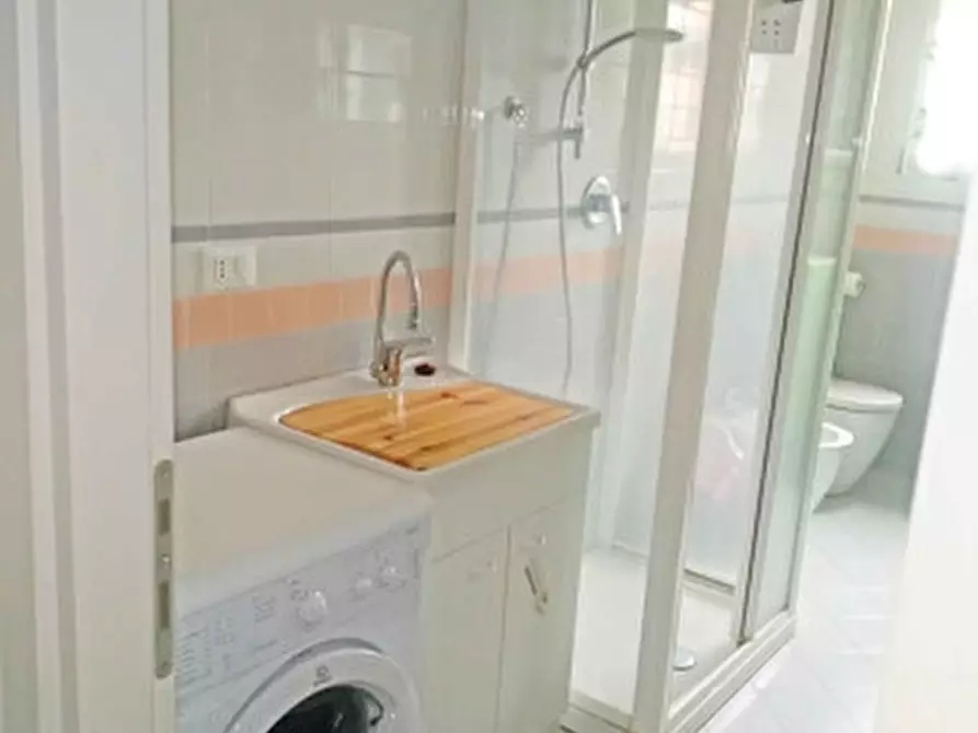 Immagine 4 di Bilocale in affitto  a Bologna