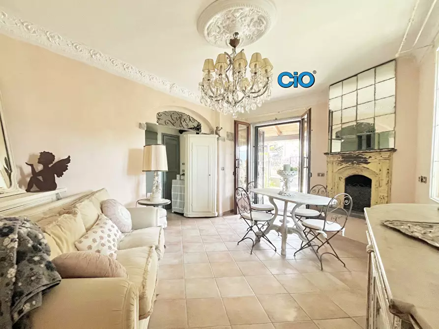 Immagine 4 di Casa indipendente in vendita  a Bologna