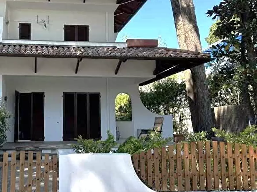 Immagine 11 di Villa in vendita  a Cervia