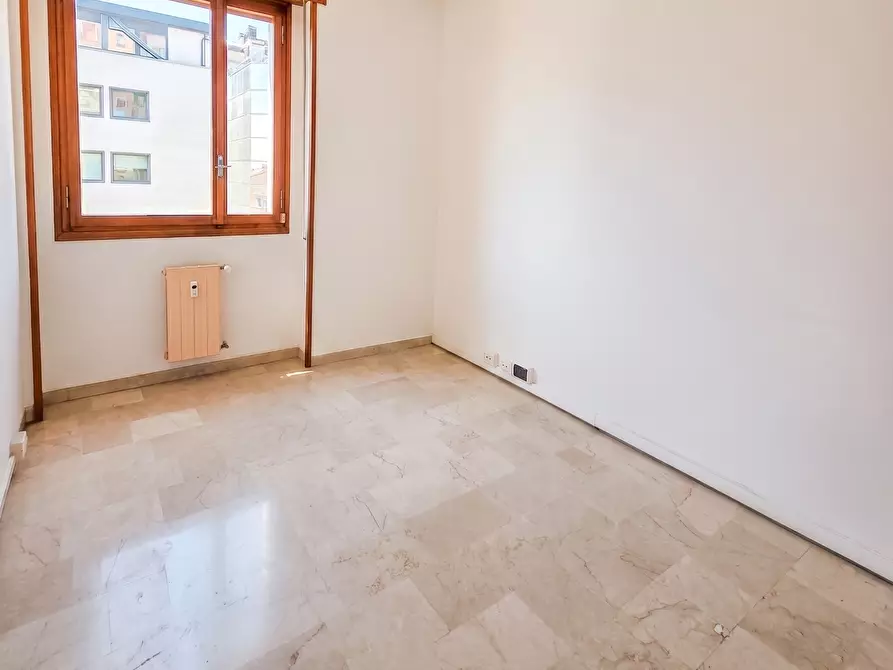 Immagine 19 di Quadrilocale in vendita  in Via XXV Aprile a Brescia