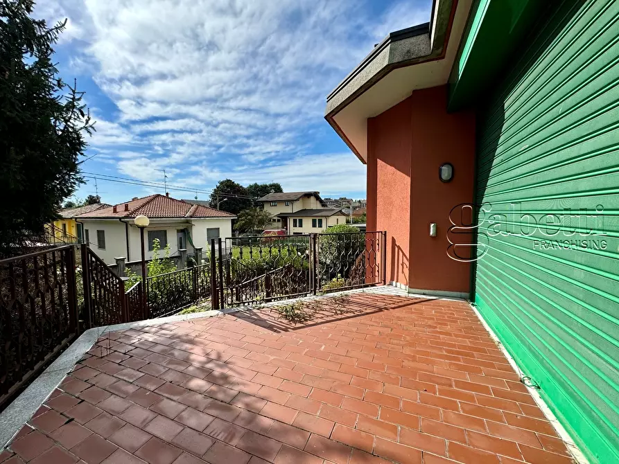 Immagine 41 di Villa in vendita  in Via Fratelli Bandiera a Nerviano