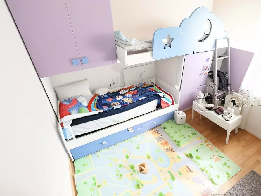 Immagine 25 di Trilocale in vendita  in Via Pietro Madonini a Uboldo