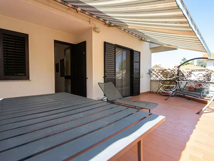 Immagine 21 di Villa in vendita  a Parabiago