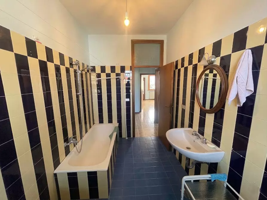 Immagine 12 di Trilocale in vendita  in via XXIV Maggio 140 a Novafeltria