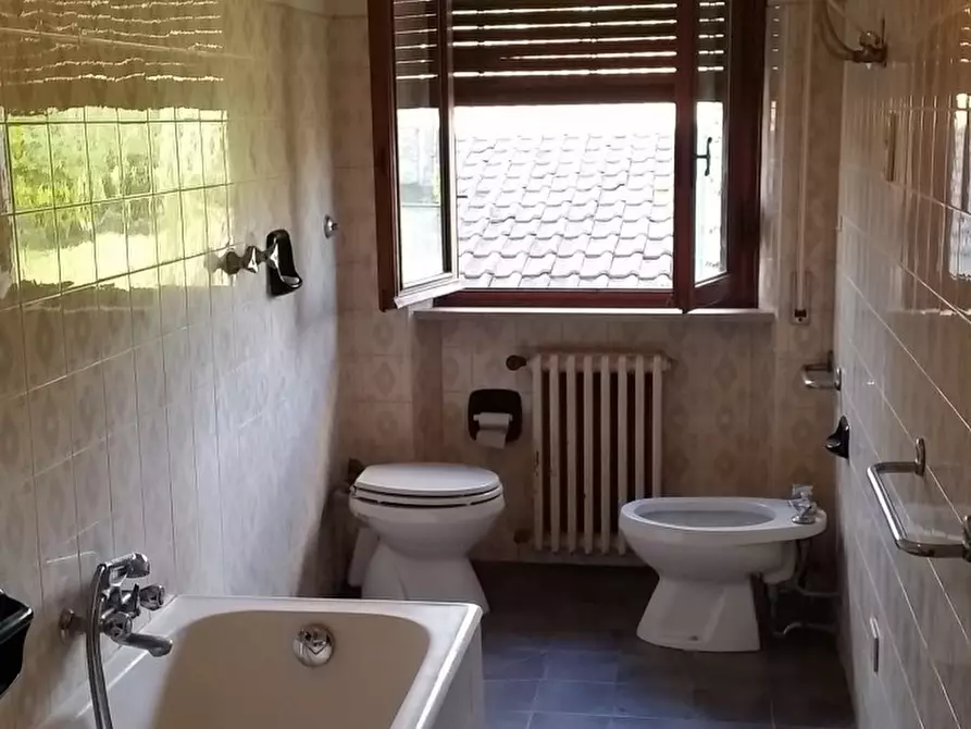 Immagine 31 di Villa in vendita  in Via della Chiesa Diciottesima a Lucca