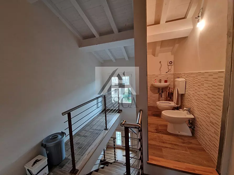 Immagine 18 di Villa in vendita  in Via del Palazzaccio a Lucca