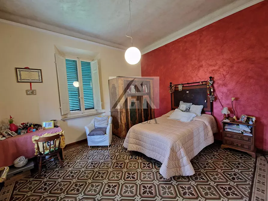 Immagine 31 di Villa in vendita  in Via Enrico Pea a Lucca