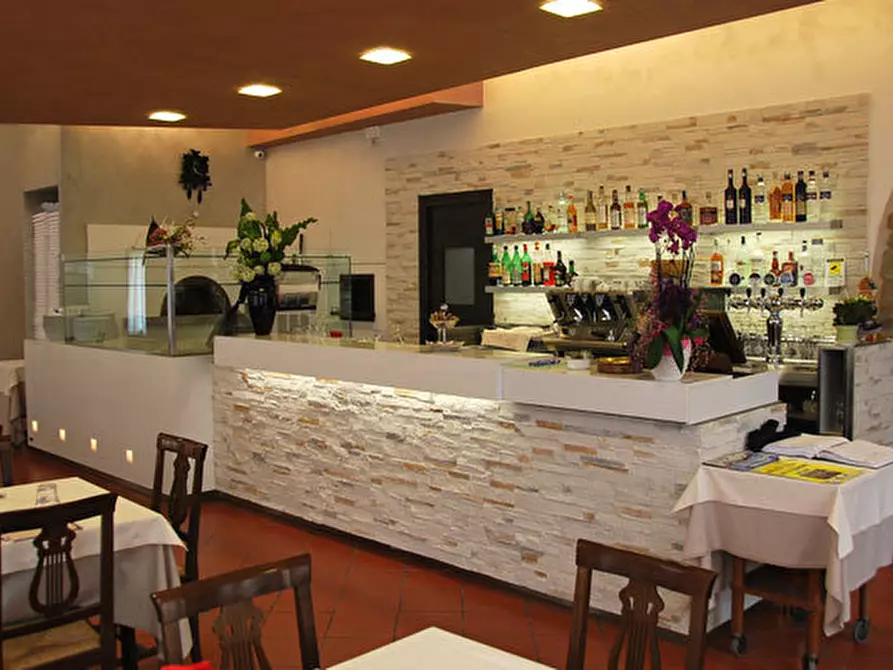 Immagine 6 di Bar / Ristorante in vendita  in Viale Castruccio Castracani a Lucca