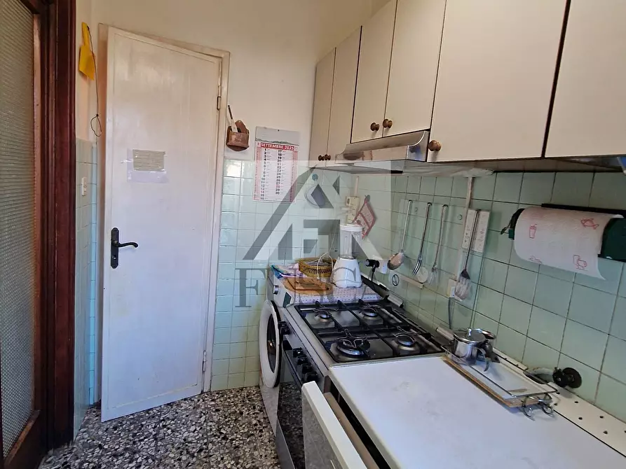 Immagine 11 di Pentalocale in vendita  in Via Don Giorgio Bigongiari a Lucca