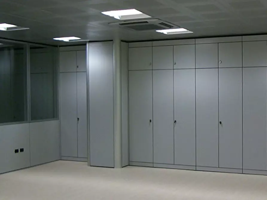 Immagine 5 di Ufficio in vendita  in battistero a Lucca