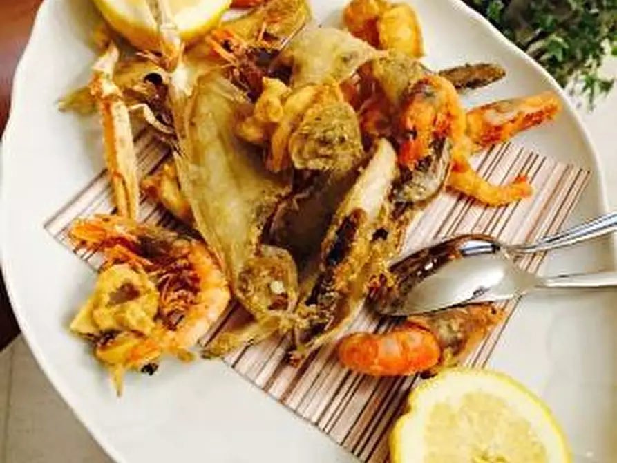 Immagine 5 di Pizzeria / Pub in vendita  in Viale Giuseppe Giusti a Lucca