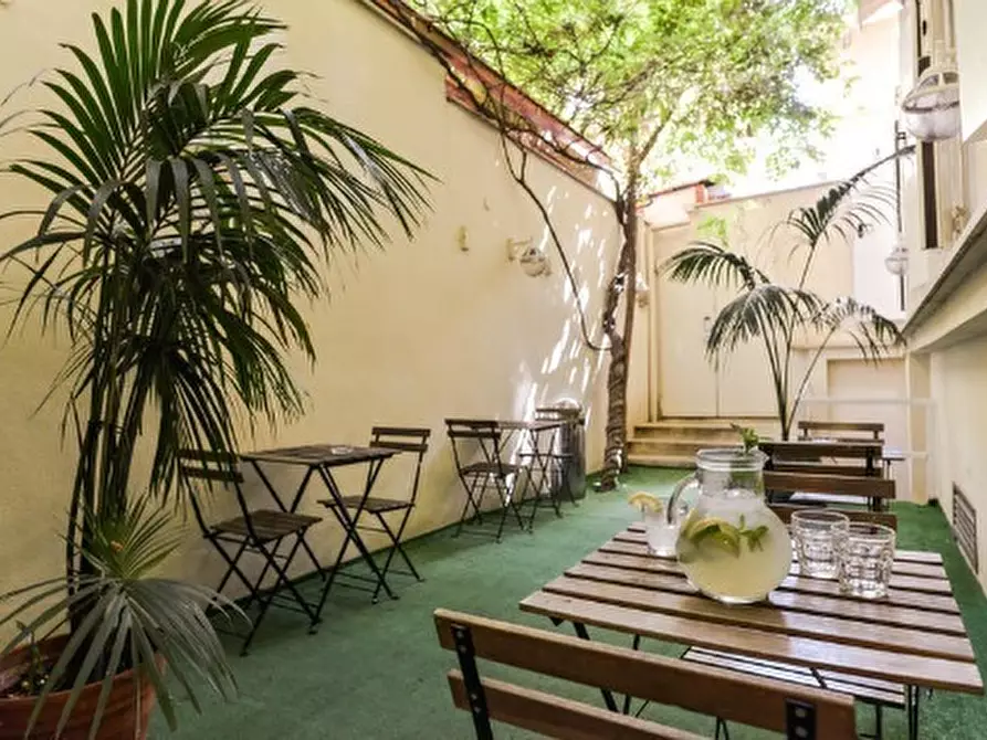 Immagine 10 di Albergo/B&B/Residence in vendita  in de gasperi a Bagni Di Lucca