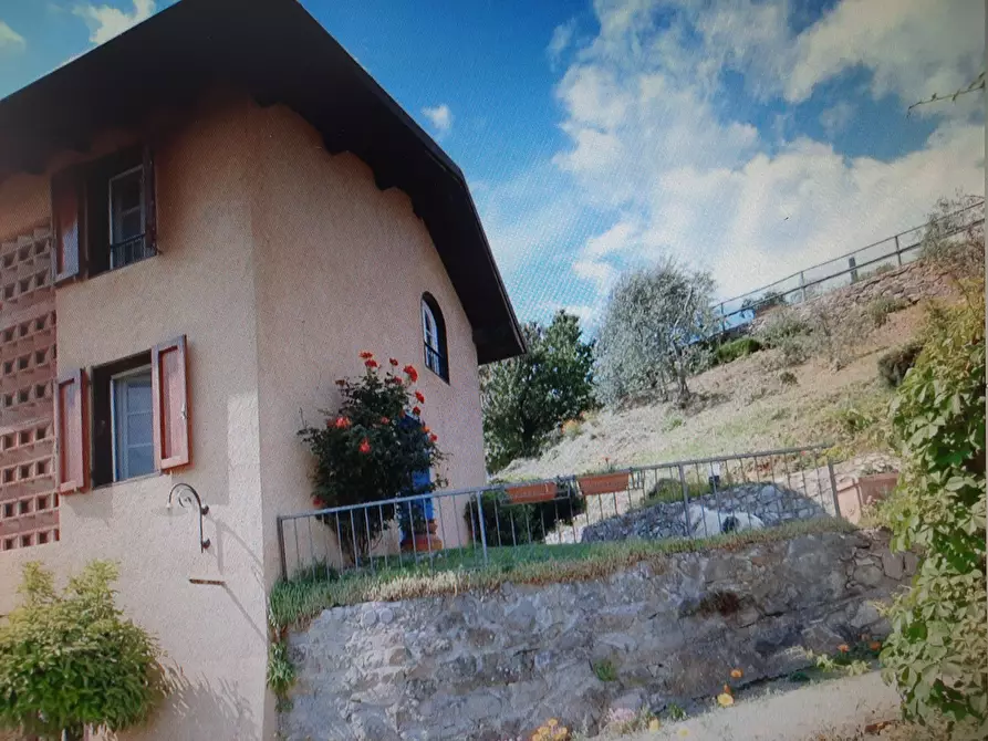 Immagine 3 di Rustico / casale in vendita  in Via del Colle e di Stabbiano a Lucca