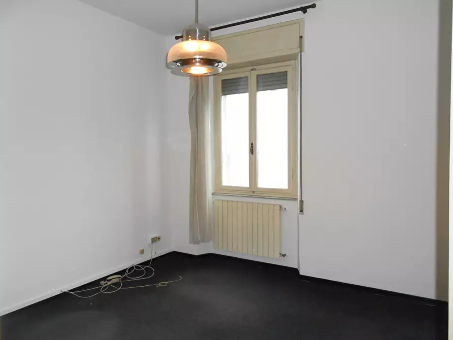 Immagine 1 di Ufficio in affitto  in s'anna circonvallazione a Lucca