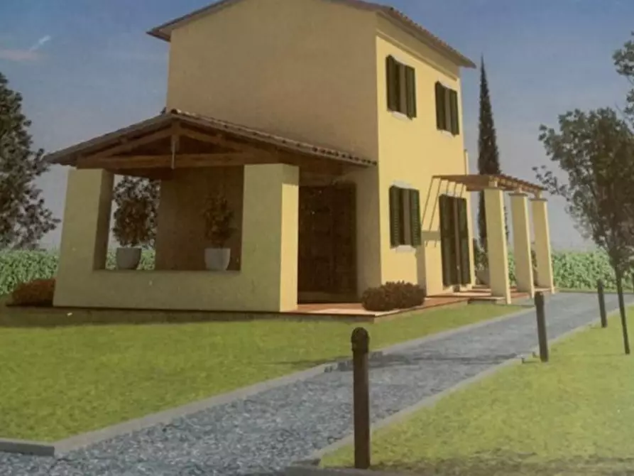 Immagine 3 di Terreno industriale in vendita  in Via Francesco Ferraris a Lucca