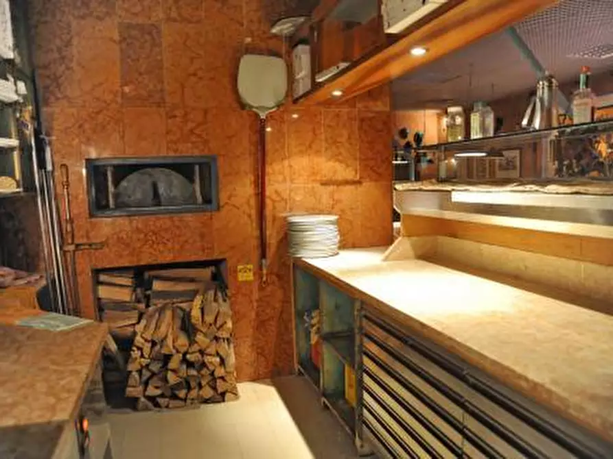 Immagine 3 di Bar / Ristorante in vendita  in Via del Fosso a Lucca