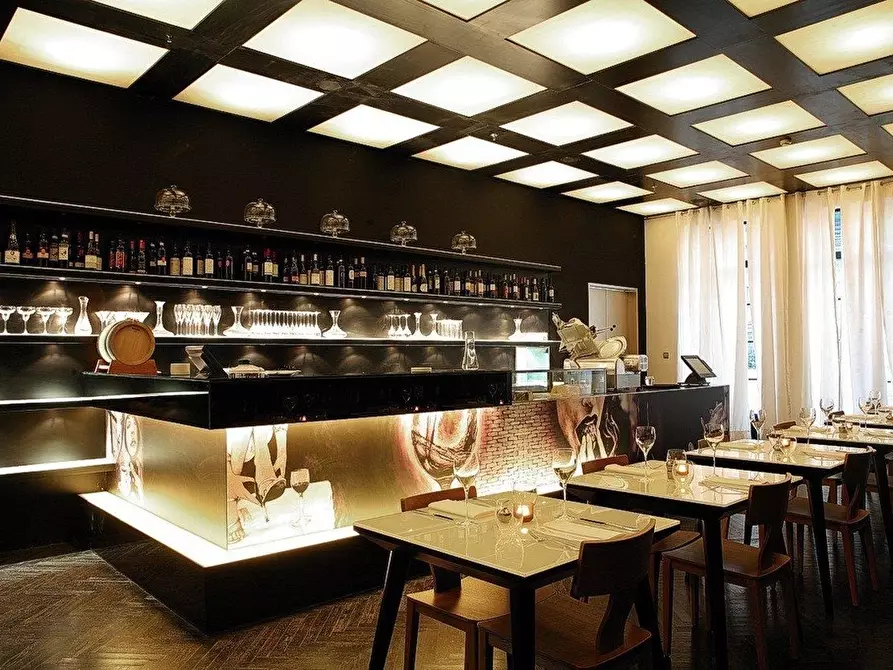 Immagine 11 di Bar / Ristorante in vendita  in casalino a Capannori