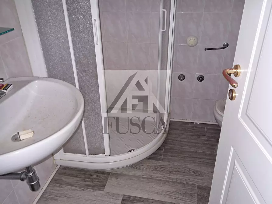 Immagine 22 di Albergo/B&B/Residence in vendita  in Viale Giosuè Carducci 33 a Viareggio