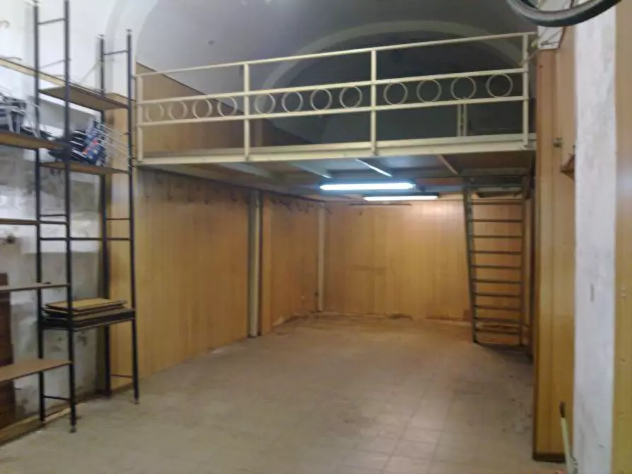 Immagine 5 di Attività commerciale in vendita  in Piazza del Giglio a Lucca