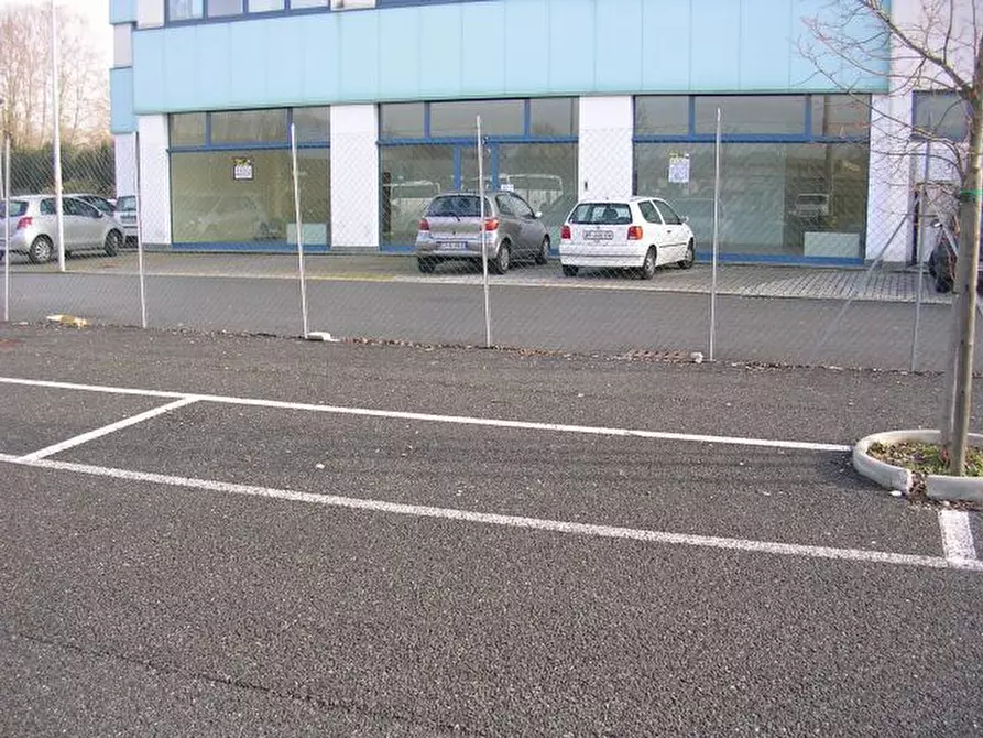 Immagine 5 di Capannone industriale in vendita  in Via Viaccia a Lucca