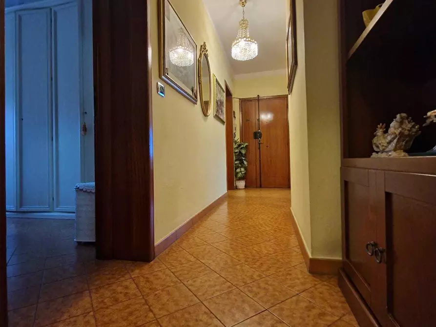 Immagine 5 di Appartamento in vendita  in Via Sant'Angelo a Lucca