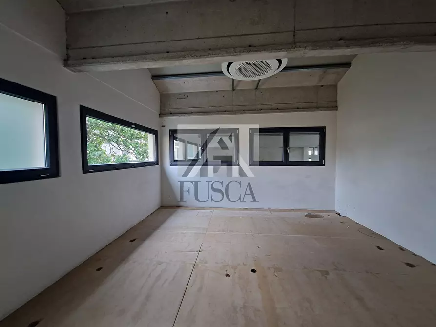 Immagine 11 di Attività artigianale in affitto  in Via di Sant'Alessio 754/A a Lucca