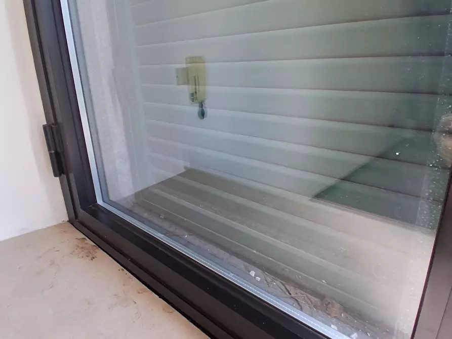 Immagine 13 di Ufficio in affitto  in Viale Puccini a Lucca