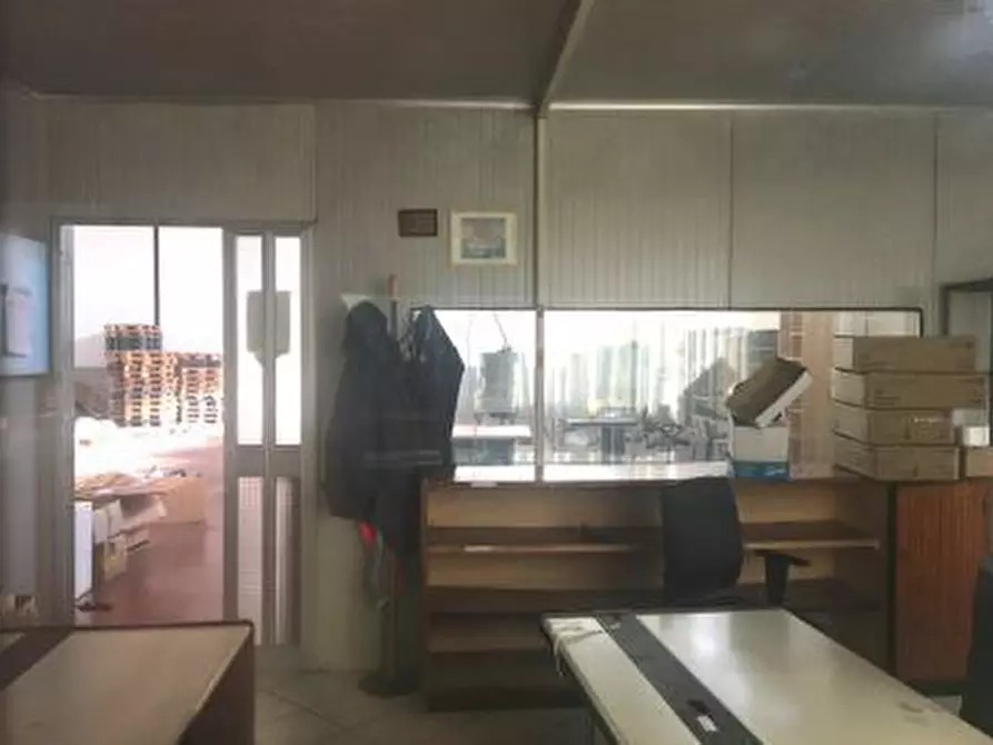 Immagine 6 di Attività artigianale in vendita  in Via Stradone di Camigliano a Capannori