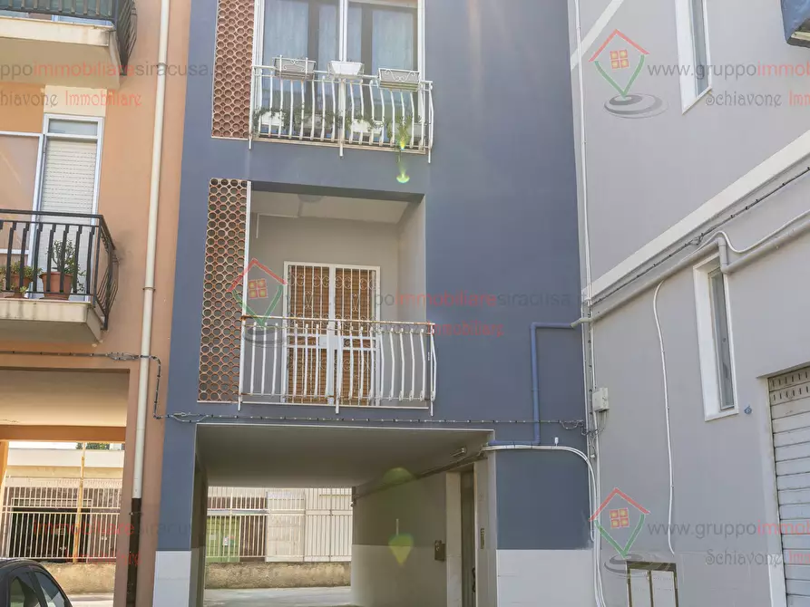 Immagine 26 di Trilocale in vendita  a Siracusa