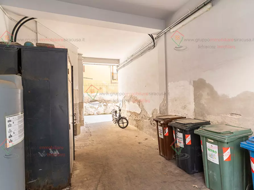 Immagine 29 di Pentalocale in vendita  a Siracusa