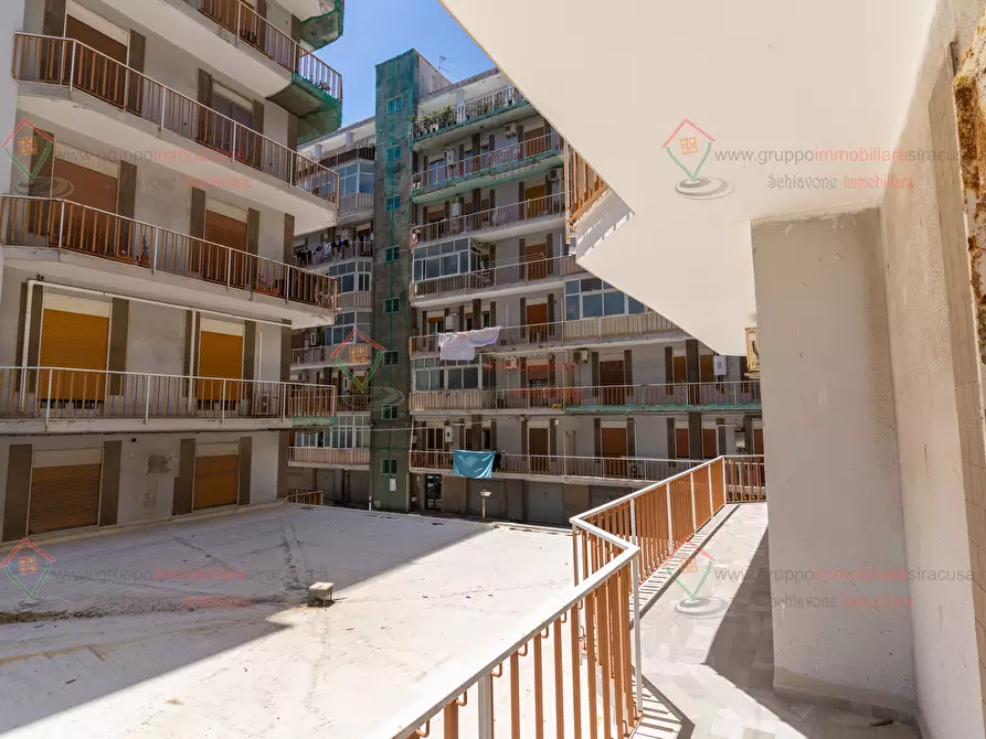 Immagine 26 di Appartamento in vendita  a Siracusa