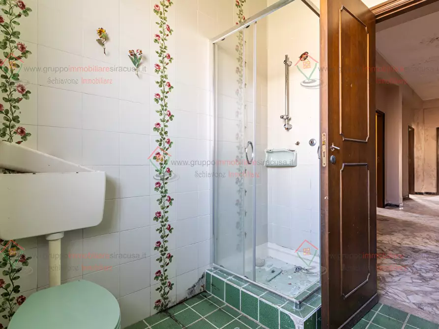 Immagine 17 di Appartamento in vendita  a Siracusa
