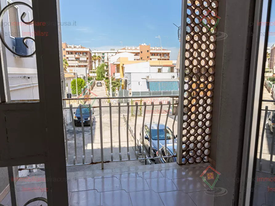 Immagine 23 di Trilocale in vendita  a Siracusa