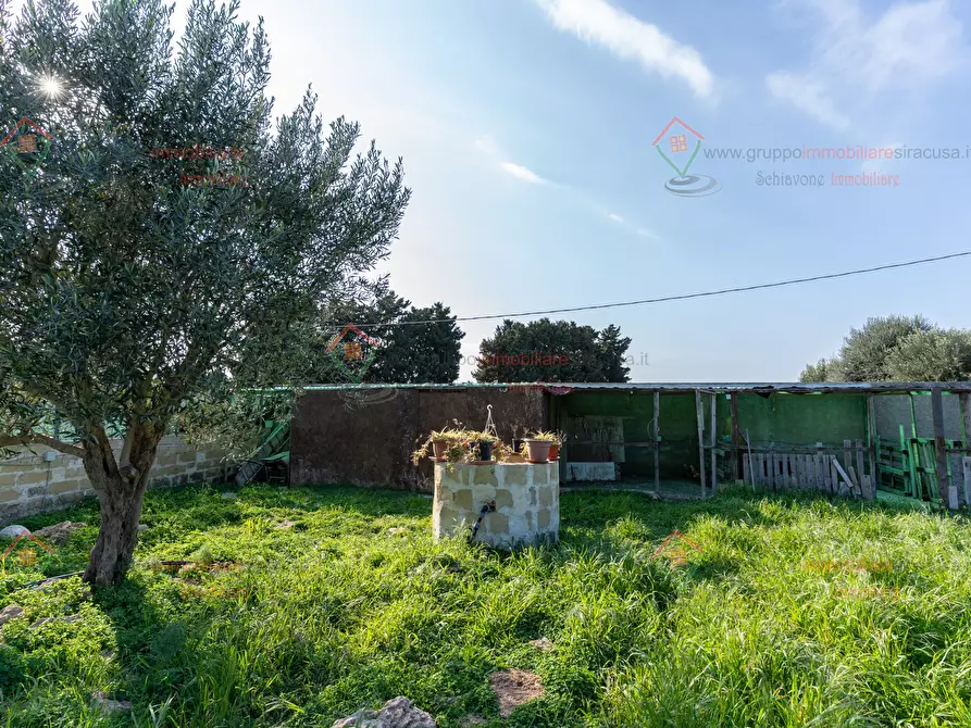 Immagine 9 di Terreno edificabile in vendita  a Siracusa