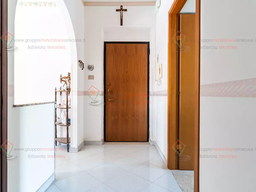 Immagine 13 di Trilocale in vendita  a Siracusa