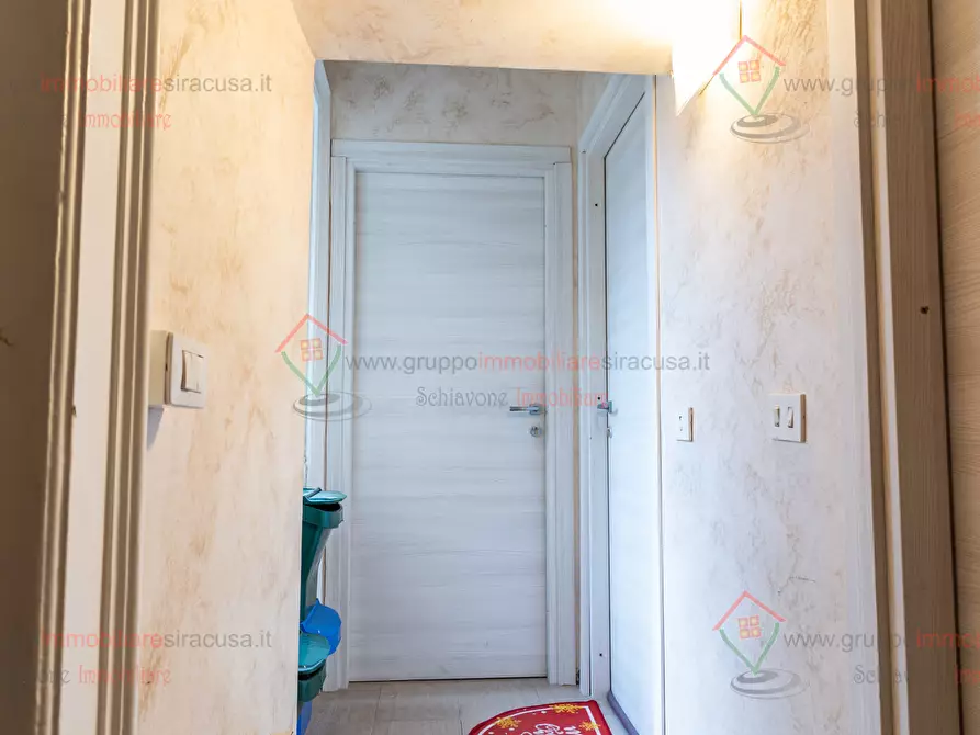 Immagine 22 di Trilocale in vendita  a Siracusa