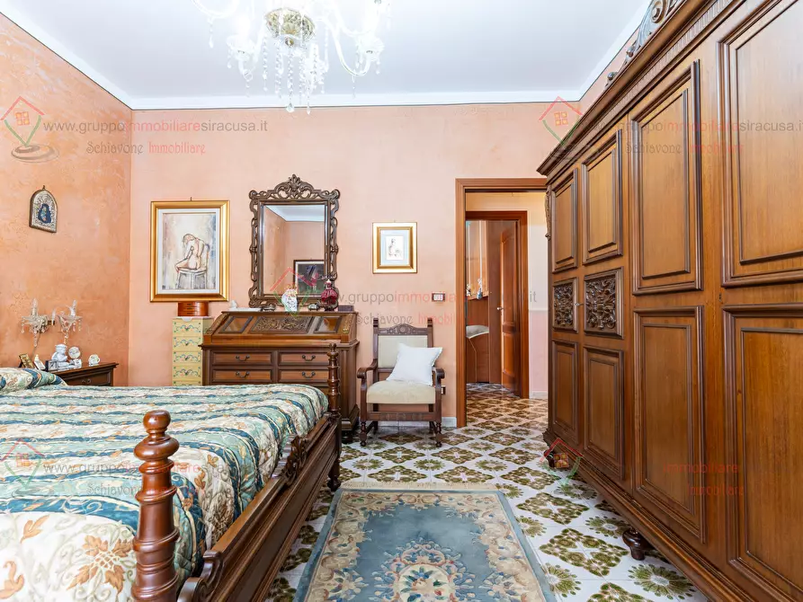 Immagine 13 di Pentalocale in vendita  a Siracusa