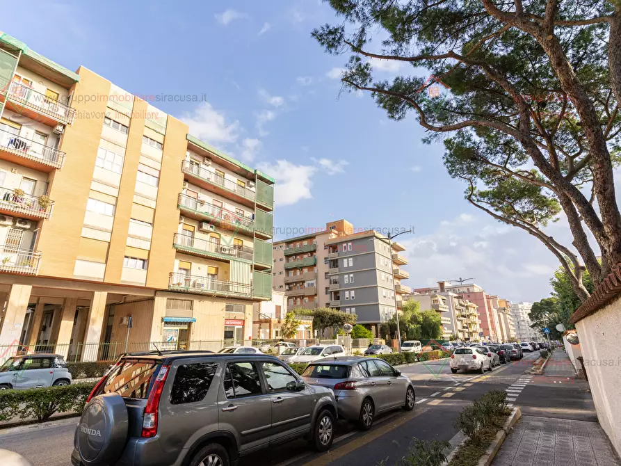 Immagine 1 di Quadrilocale in affitto  a Siracusa