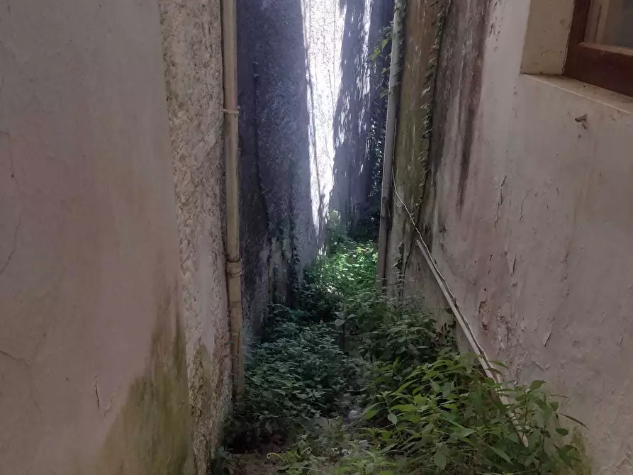 Immagine 10 di Villa in vendita  a Canicattini Bagni