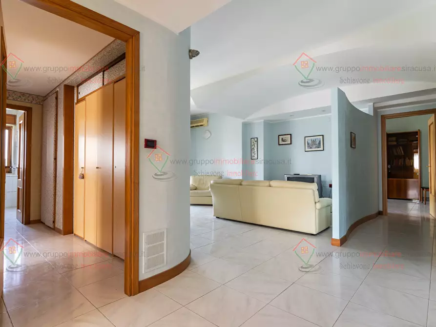 Immagine 27 di Pentalocale in vendita  a Siracusa