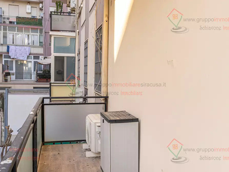 Immagine 29 di Pentalocale in vendita  a Siracusa