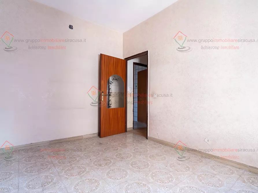 Immagine 13 di Pentalocale in vendita  a Siracusa