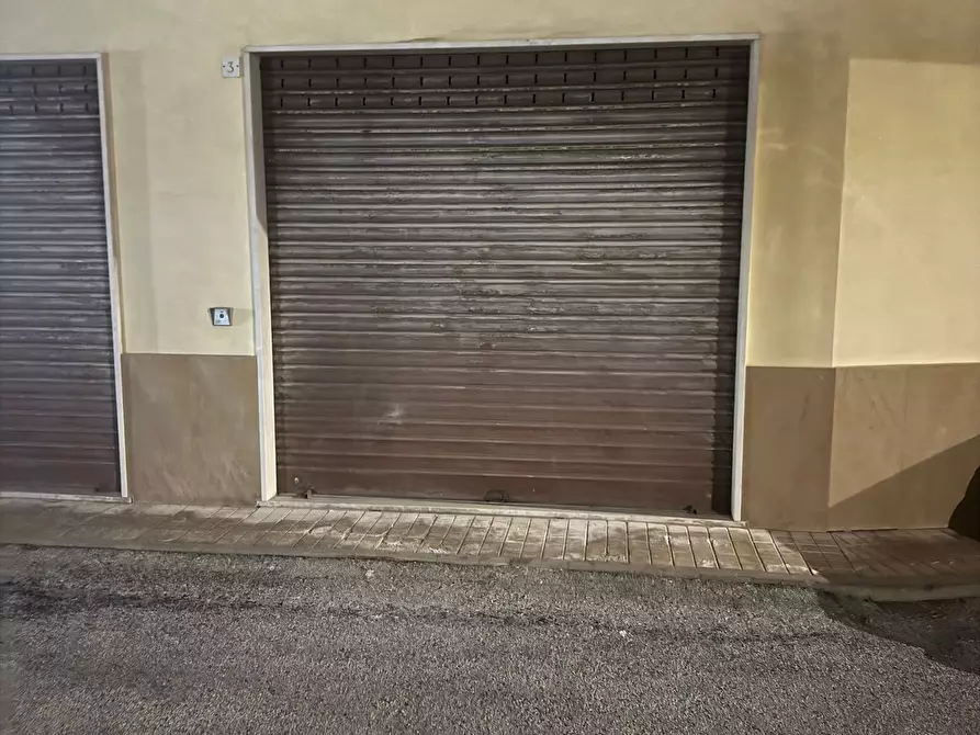 Immagine 1 di Garage in affitto  a Siracusa