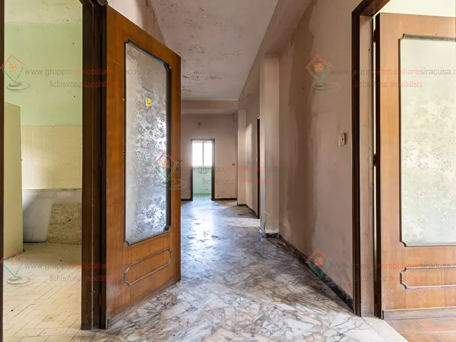 Immagine 8 di Appartamento in vendita  a Siracusa